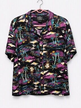 RARE Torrid Nightmare Before Christmas Hawaiian Button Up Top Plus Size